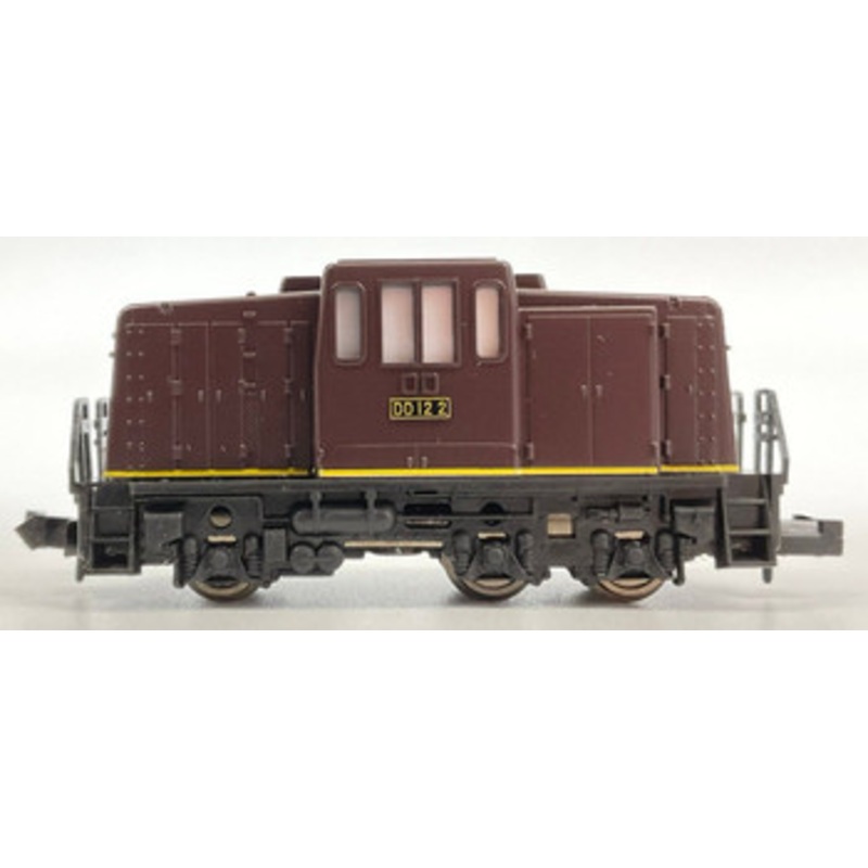 Microace A1045 C Type Diesel Locomotive DD12 Brown Yellow Line (N Scale)