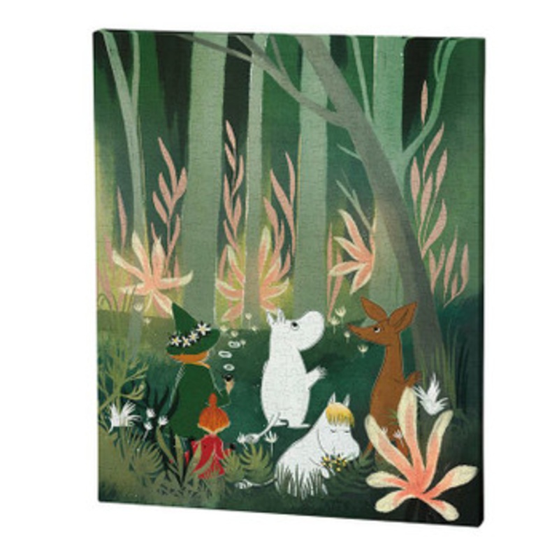 Yanoman 2306-02 Jigsaw Puzzle Moomin Treasure Hunting in the Forest (586 Pieces)