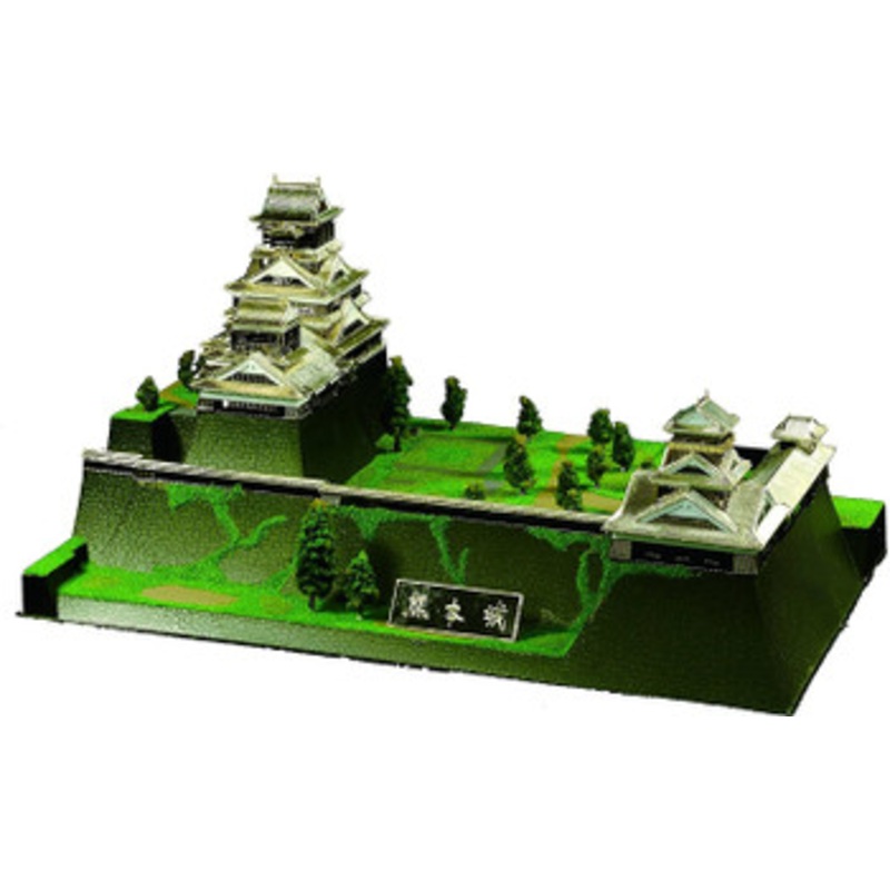 Doyusha DG7 Japanese Kumamoto Castle DX Gold 1/350 Scale Plastic Model