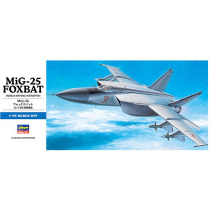 Hasegawa 1/72 MiG-25 Foxbat (Russian Air Force Interceptor) Plastic Model