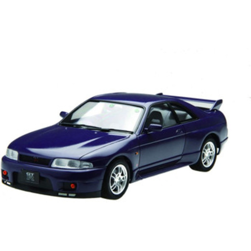 Fujimi Inch Up 1/24 R33 Skyline GT-R V-Spec 95 Plastic Model