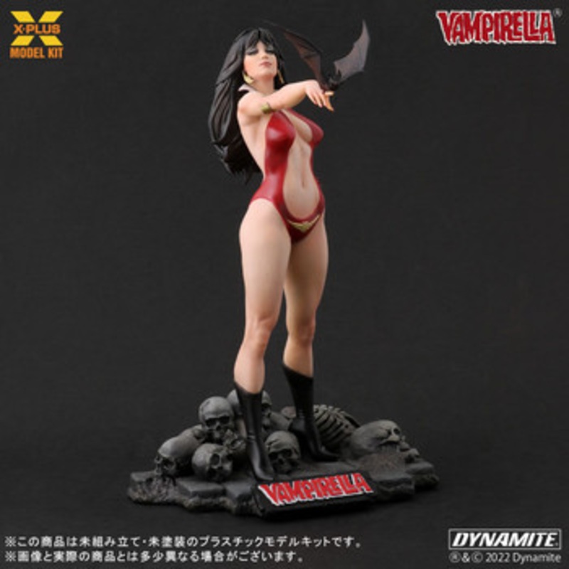 XPlus 1/8 Vampirella Jose Gonzalez Edition Plastic Model Kit