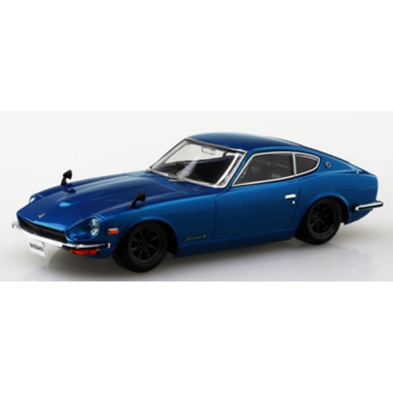 Aoshima The Snap Kit 1/32 Nissan S30 Fairlady Z Custom Wheel (Metallic Blue) Plastic Model
