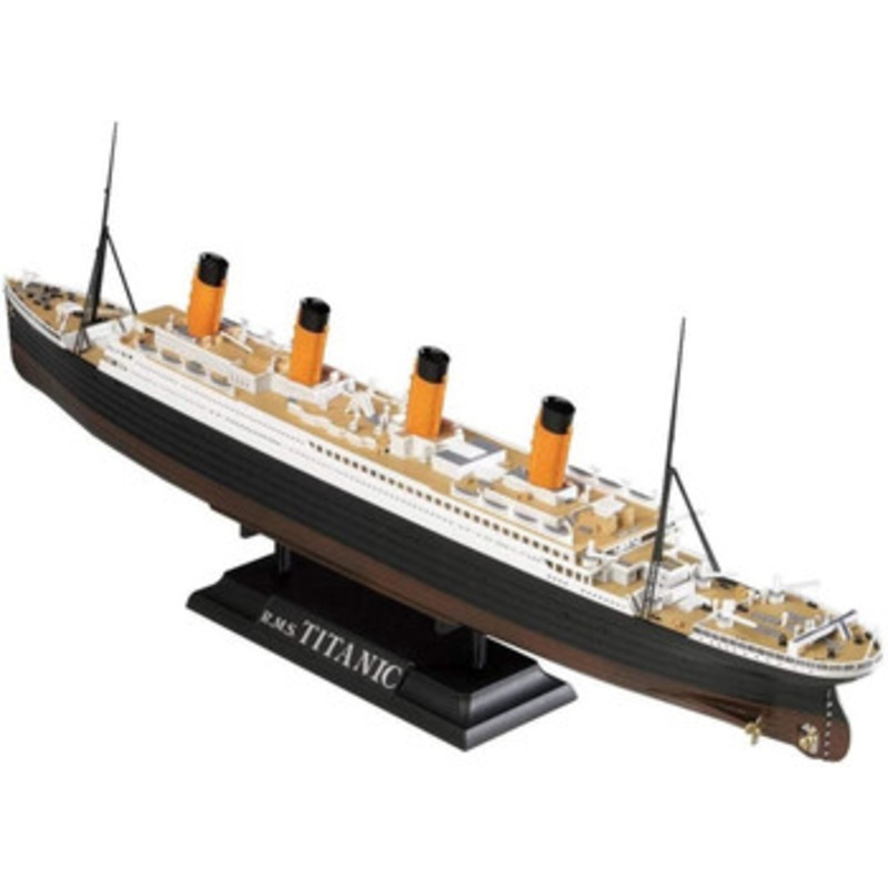 Doyusha 1/700 Sugo! R.M.S. Titanic LED Set Plastic Model