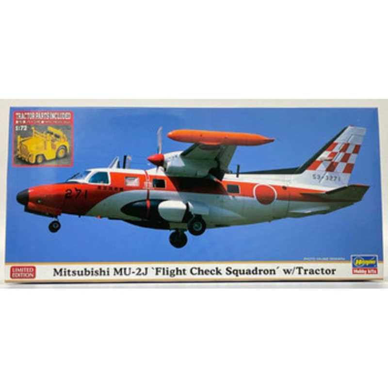Hasegawa 1/72 Mitsubishi MU-2J Flight Inspection Team w/ Towing Vehicle Plastic Model