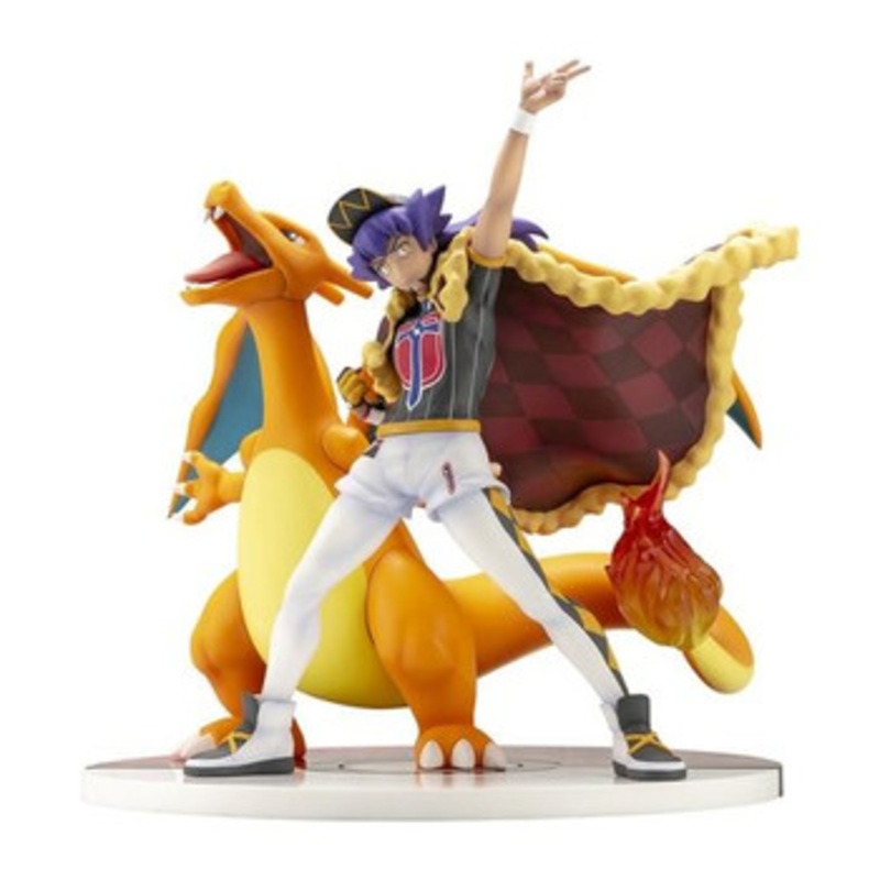 Pokemon Center Original Leon and Charizard Figure